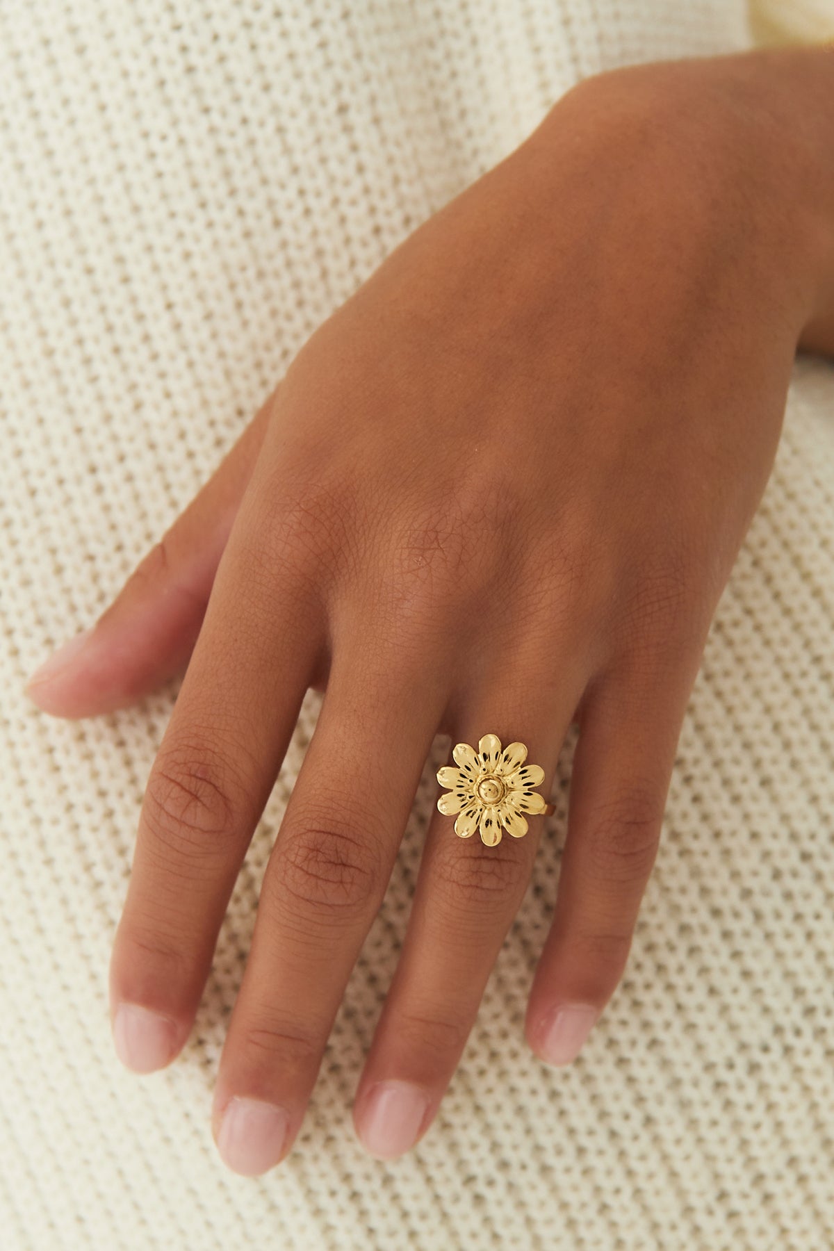Ring | Daisy bloom