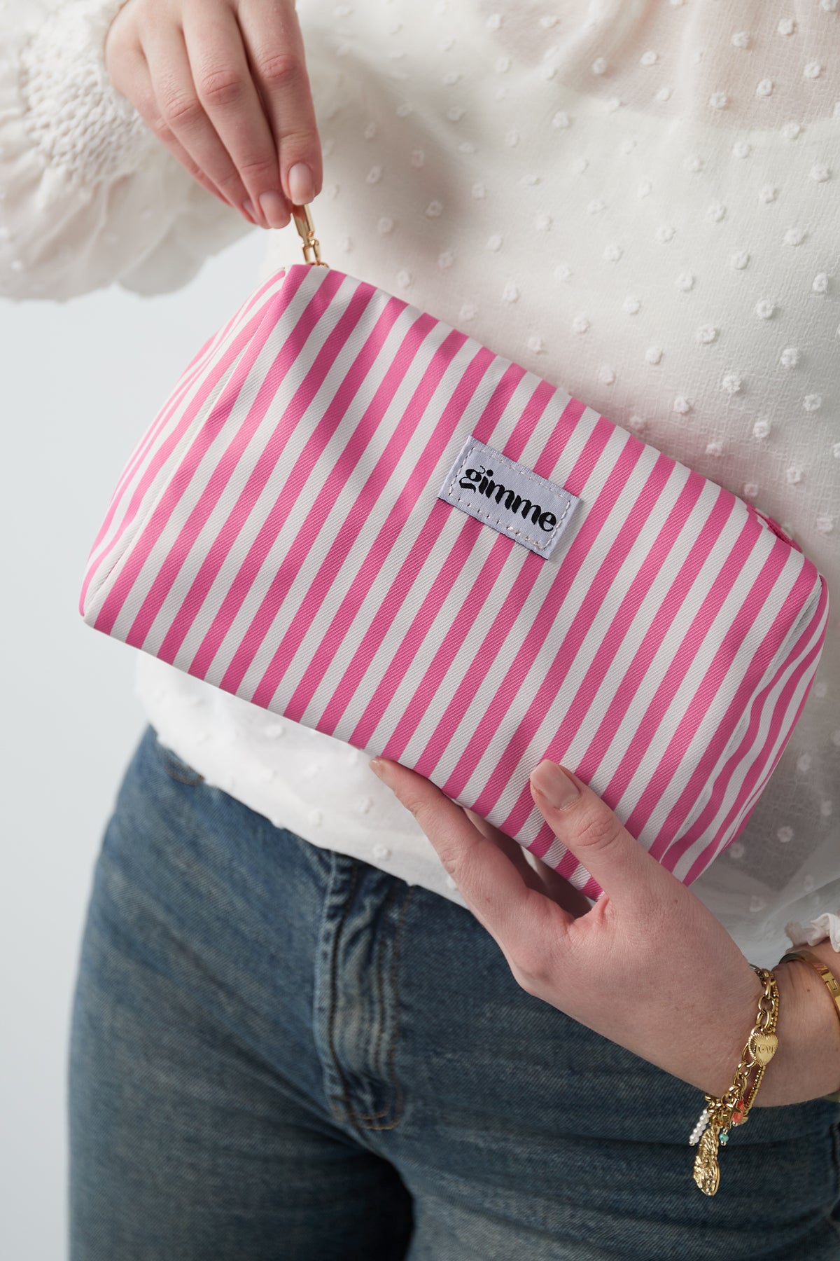 Make-uptas | Pink lines