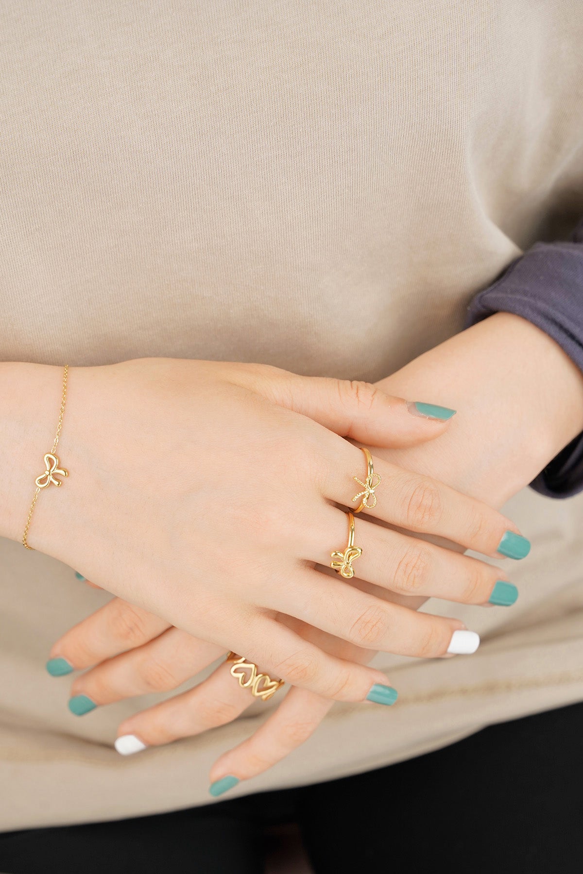 Ring | Bow charm
