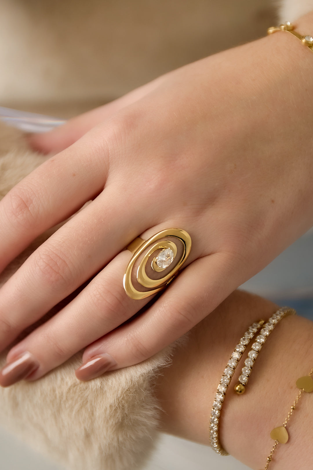Ring | Orbit crystal