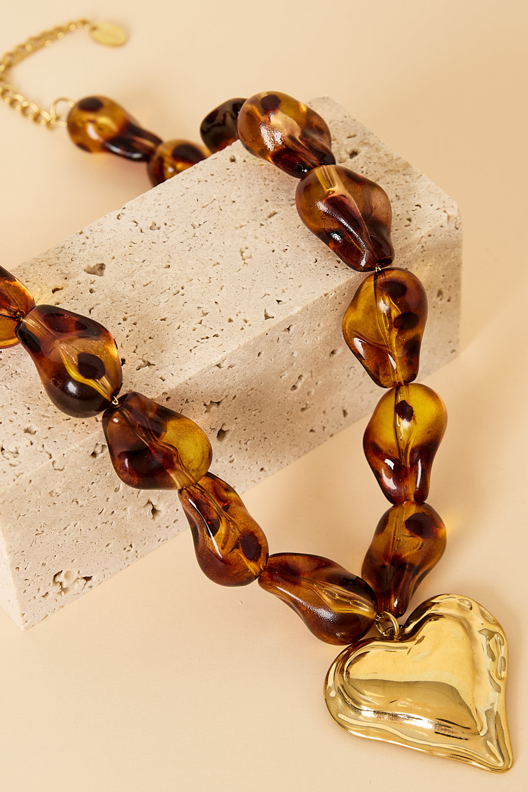 Kralenketting | Amber heart